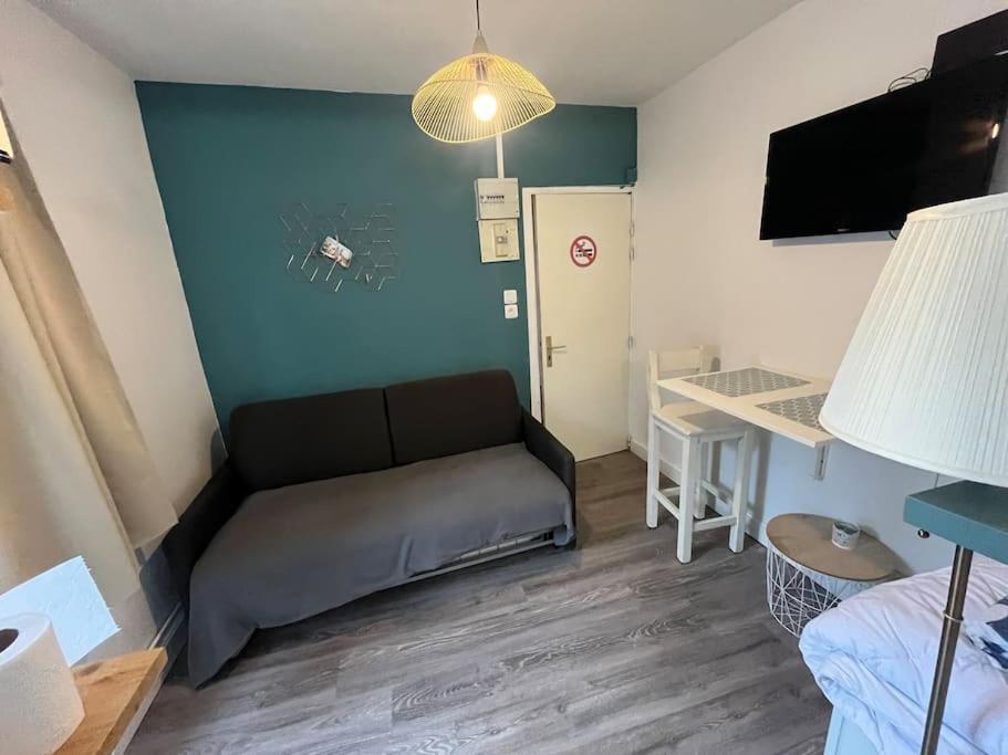 Апартаменты Petit Studio Cosy Орлеан Экстерьер фото